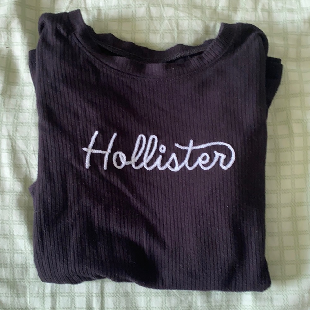 Hollister black long sleeve shirt